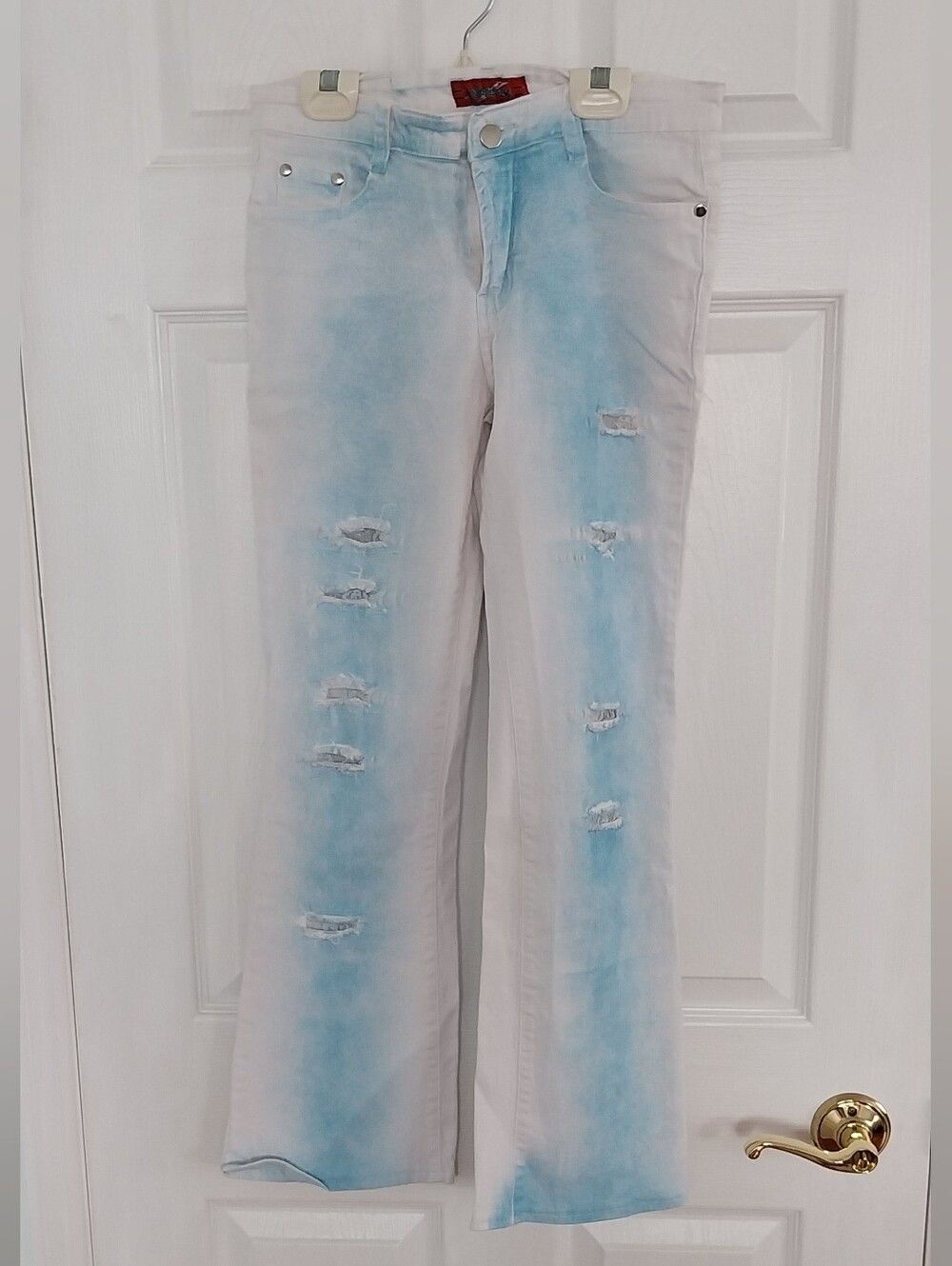 Light Blue Washed Distressed Jeans